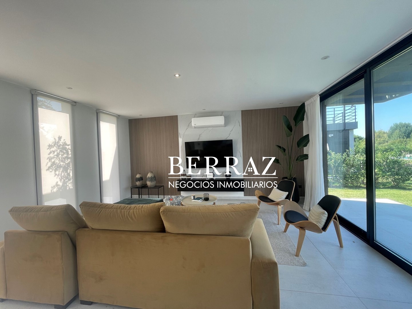 Casa Venta 4 Dormitorios Barrio La Diligencia Lote de 1050 m2 Pilará, Pilar Zona Norte