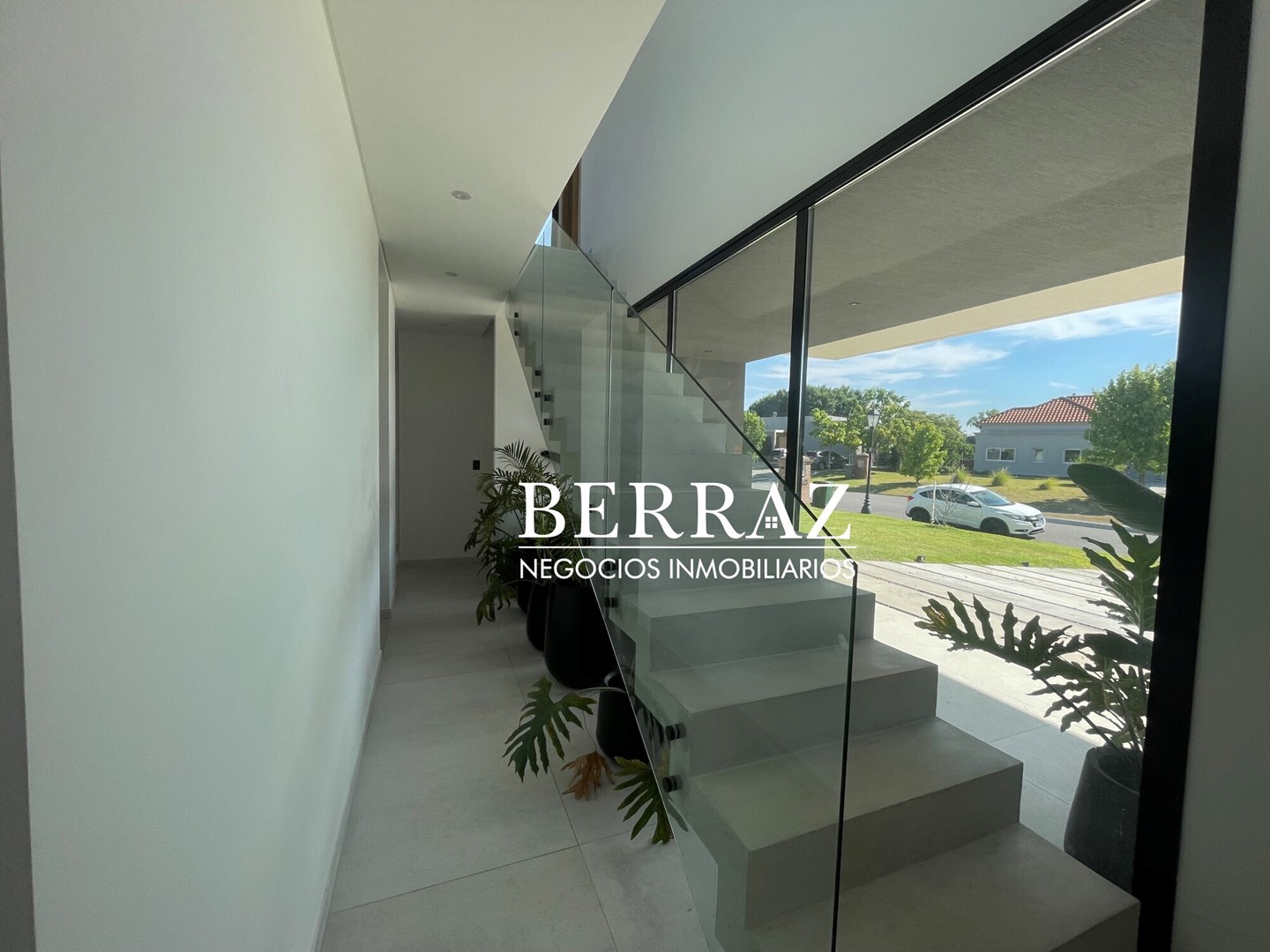 Casa Venta 4 Dormitorios Barrio La Diligencia Lote de 1050 m2 Pilará, Pilar Zona Norte