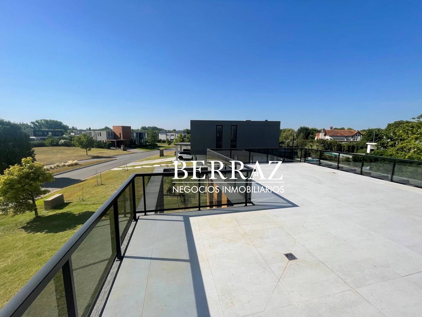 Casa Venta 4 Dormitorios Barrio La Diligencia Lote de 1050 m2 Pilará, Pilar Zona Norte