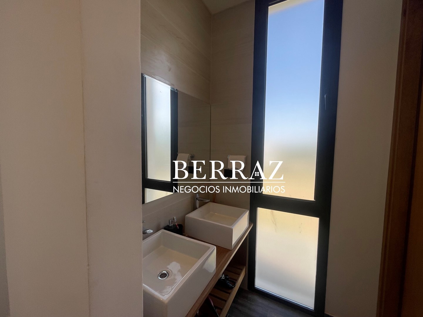 Casa Venta 4 Dormitorios Barrio La Diligencia Lote de 1050 m2 Pilará, Pilar Zona Norte