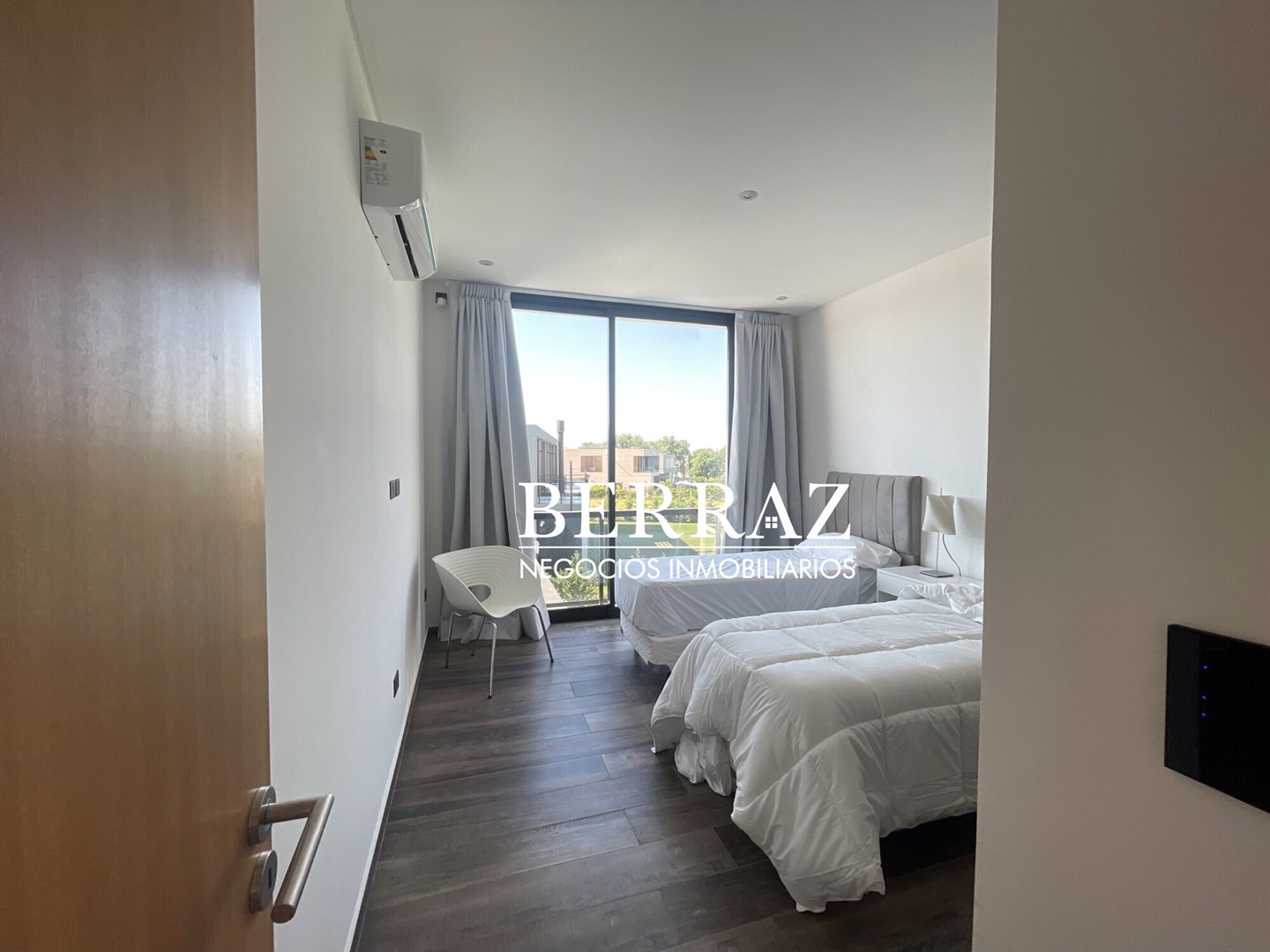Casa Venta 4 Dormitorios Barrio La Diligencia Lote de 1050 m2 Pilará, Pilar Zona Norte