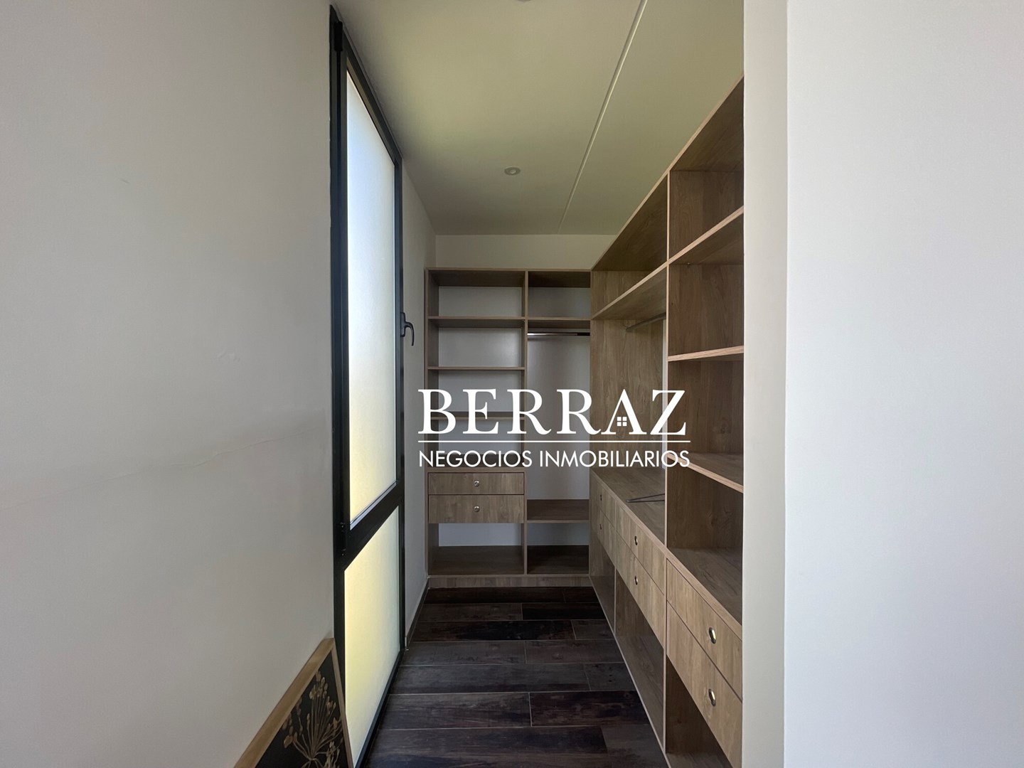 Casa Venta 4 Dormitorios Barrio La Diligencia Lote de 1050 m2 Pilará, Pilar Zona Norte