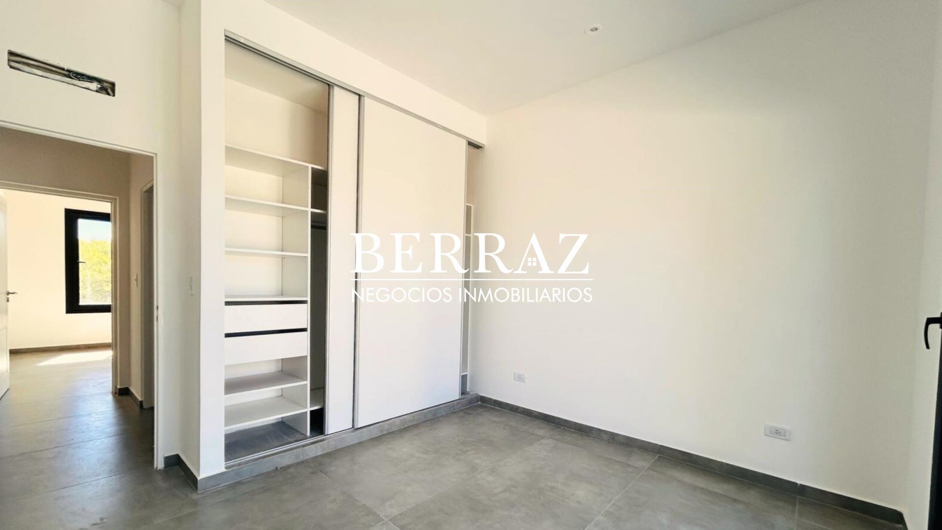 Casa Venta Laguna Grande 4 Dormitorios Lote de 650 m2 Villanueva Tigre