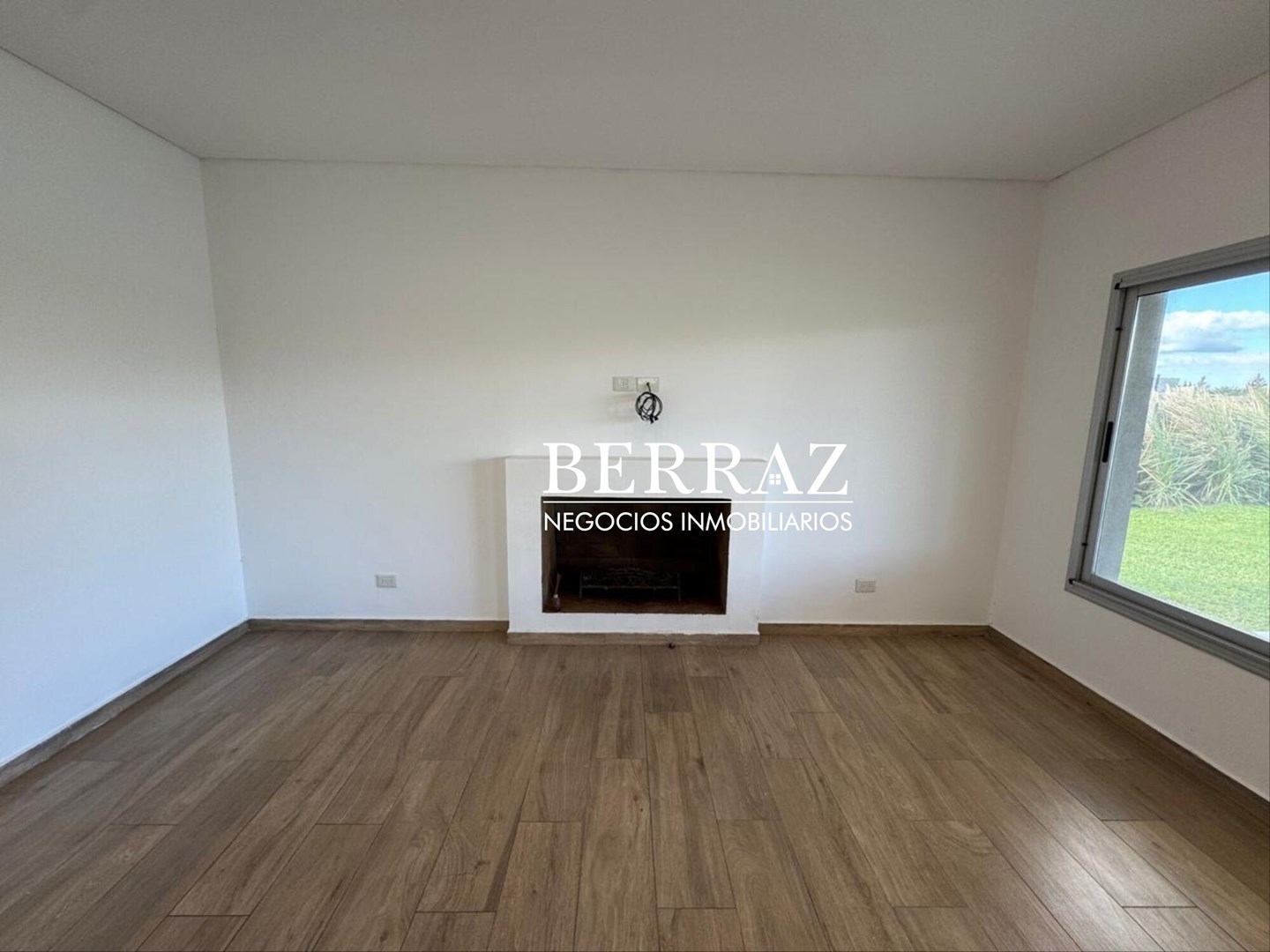 OPORTUNIDAD!! Casa Venta 5 Dormitorios Barrio San Matías Lote de 982 m2 Escobar