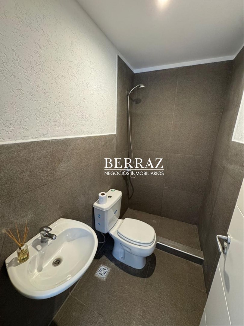 OPORTUNIDAD!! Casa Venta 5 Dormitorios Barrio San Matías Lote de 982 m2 Escobar