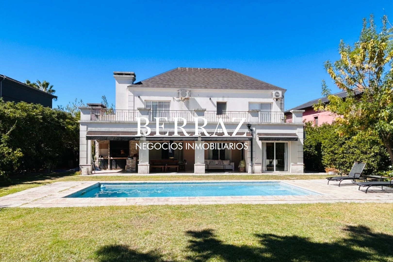 Casa Venta 5 Ambientes Barrio Septiembre Lote de 887 m2 Escobar