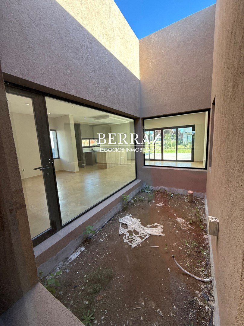 Casa Venta 5 Ambientes Lote de 450 m2 Barrio Santo Tomás, Derqui, Pilar