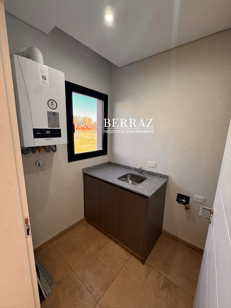 Casa Venta 5 Ambientes Lote de 450 m2 Barrio Santo Tomás, Derqui, Pilar
