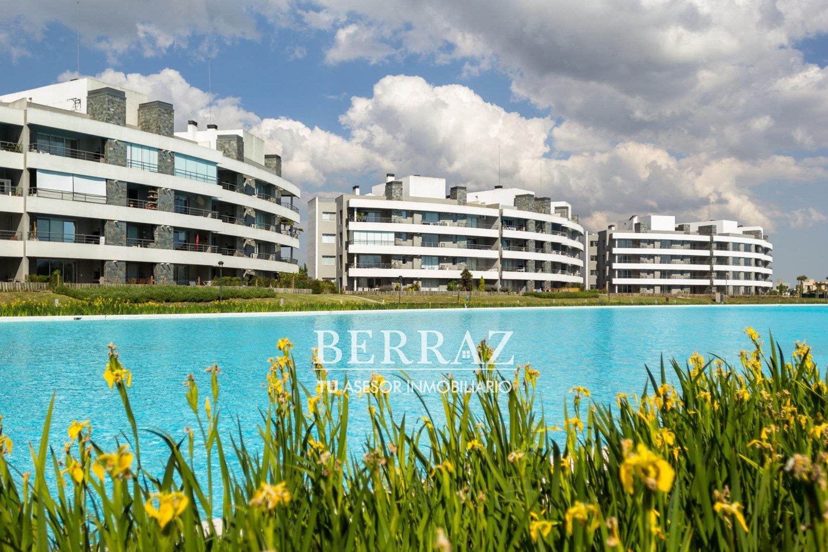 Lagoon Pilar, departamentos en venta!