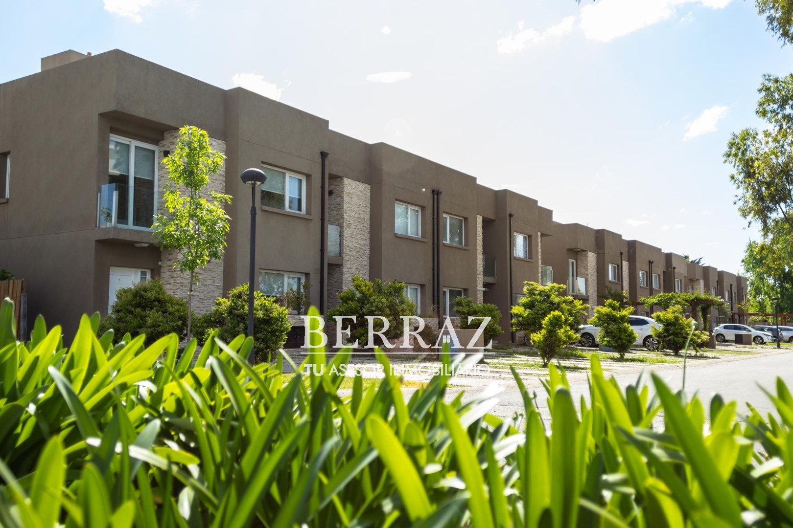 Lagoon Pilar, departamentos en venta!