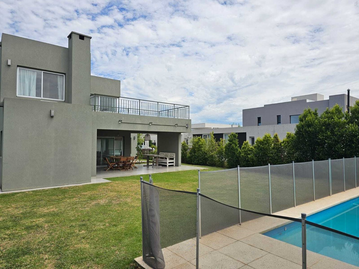 Casa  en Venta en Araucarias, Puertos, Escobar — foto 2