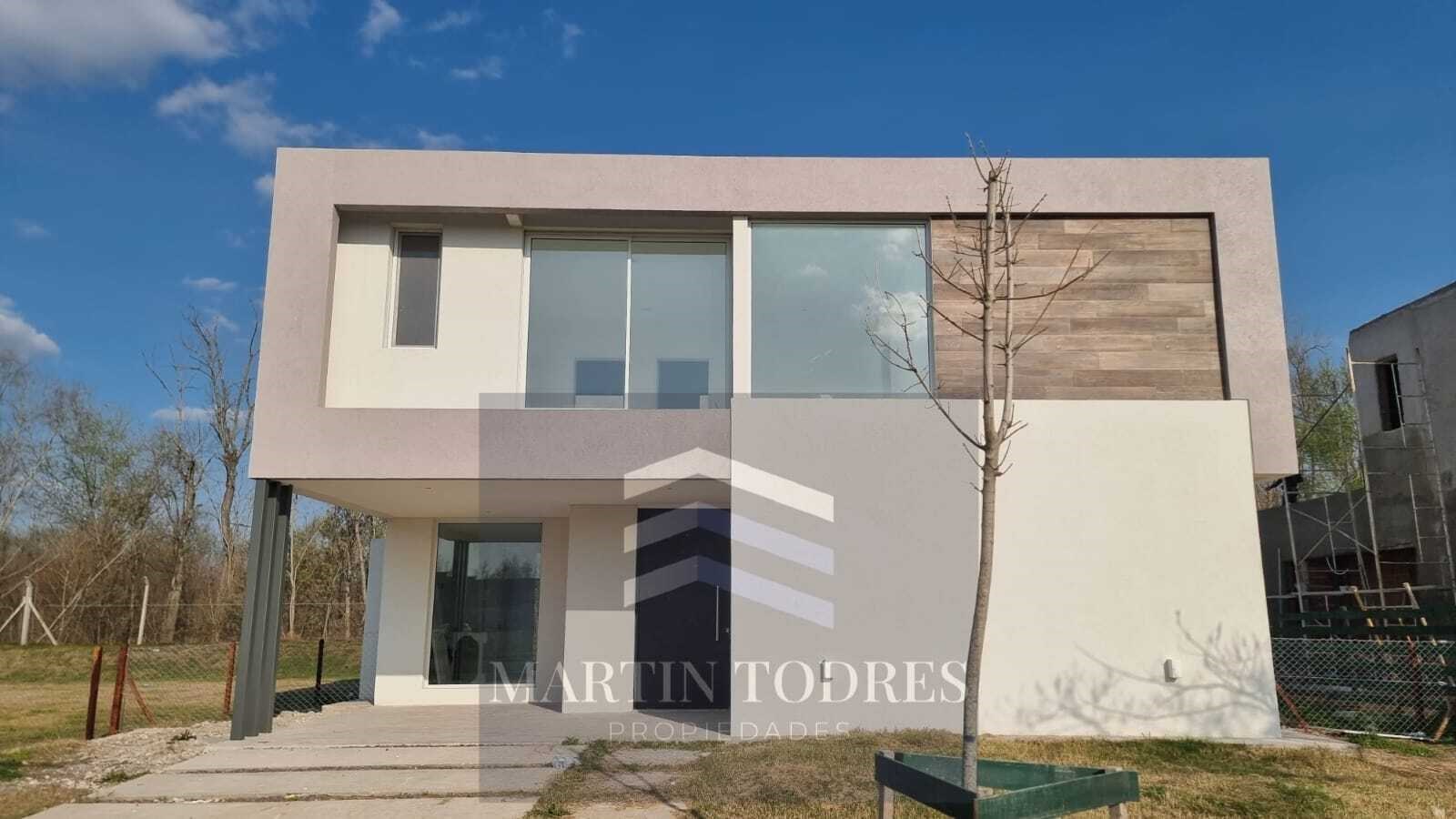 Casa  en Alquiler con pileta en Acacias, Puertos, Escobar