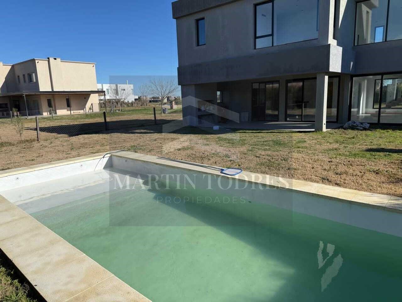 Casa  en Venta en Acacias con pileta, Puertos, Escobar — foto 5