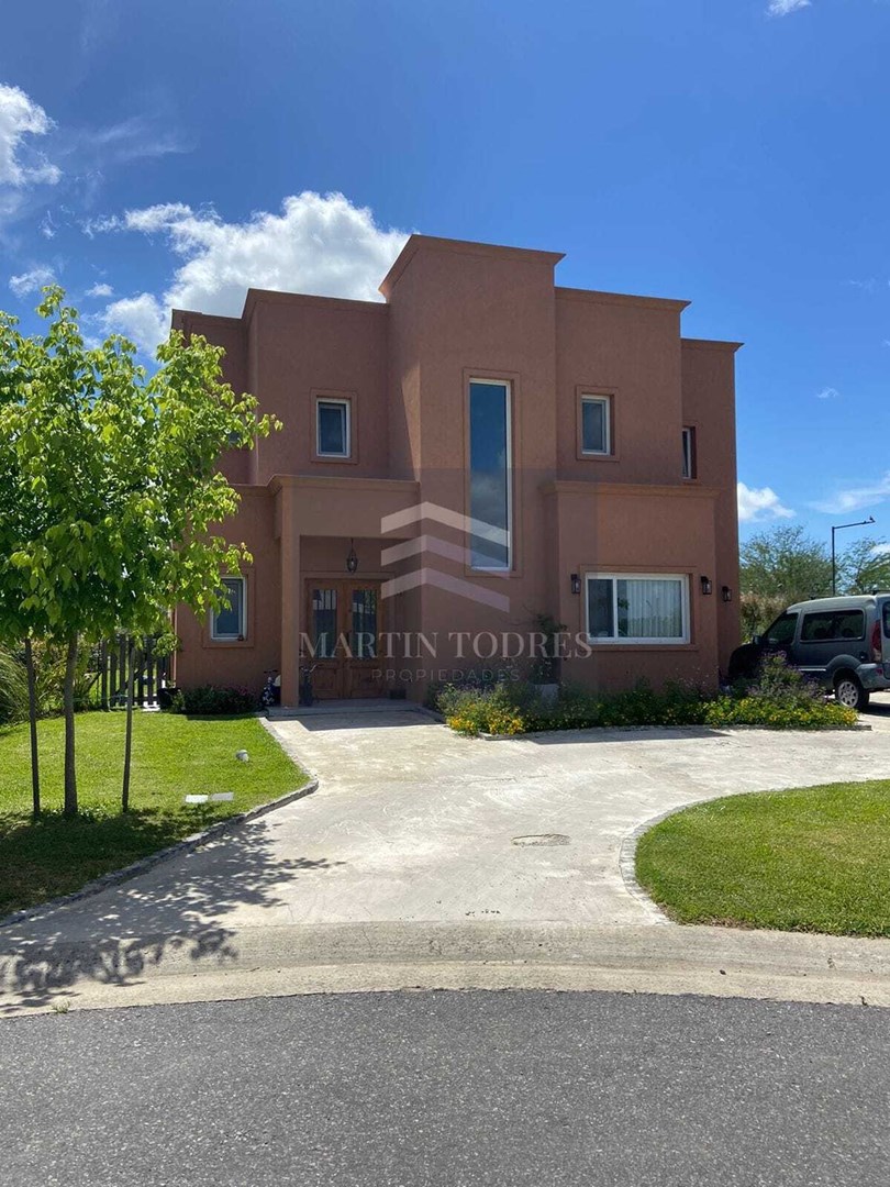 Casa  en Venta en Araucarias con pileta, Puertos, Escobar — foto 3