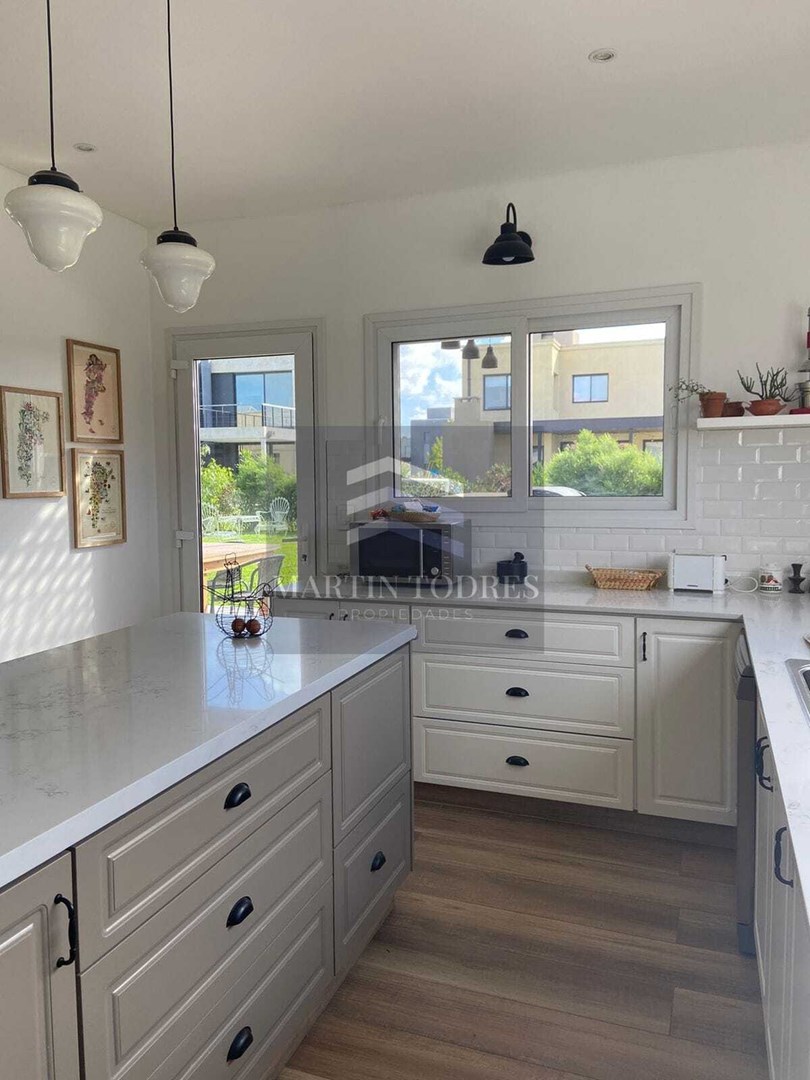 Casa  en Venta en Araucarias con pileta, Puertos, Escobar — foto 14