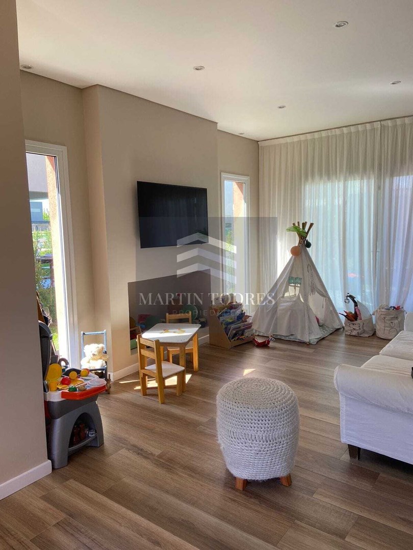 Casa  en Venta en Araucarias con pileta, Puertos, Escobar — foto 27