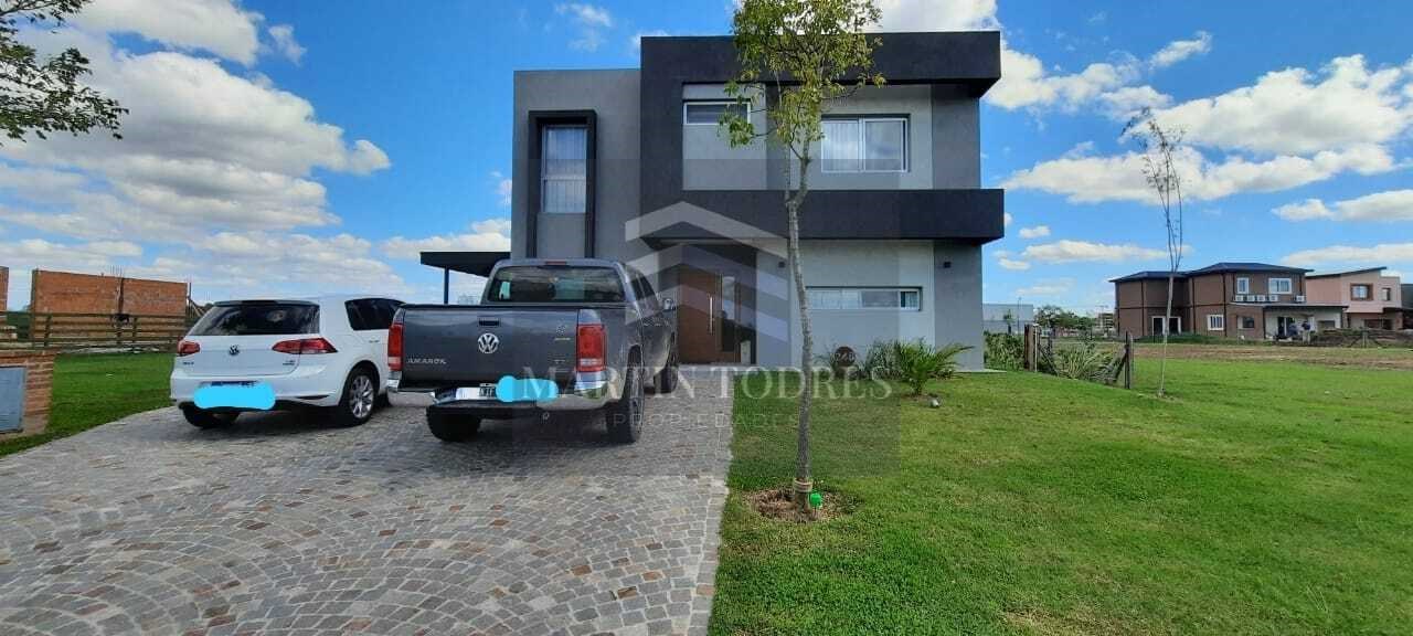 Casa  en Venta en Araucarias con pileta, Puertos, Escobar — foto 2