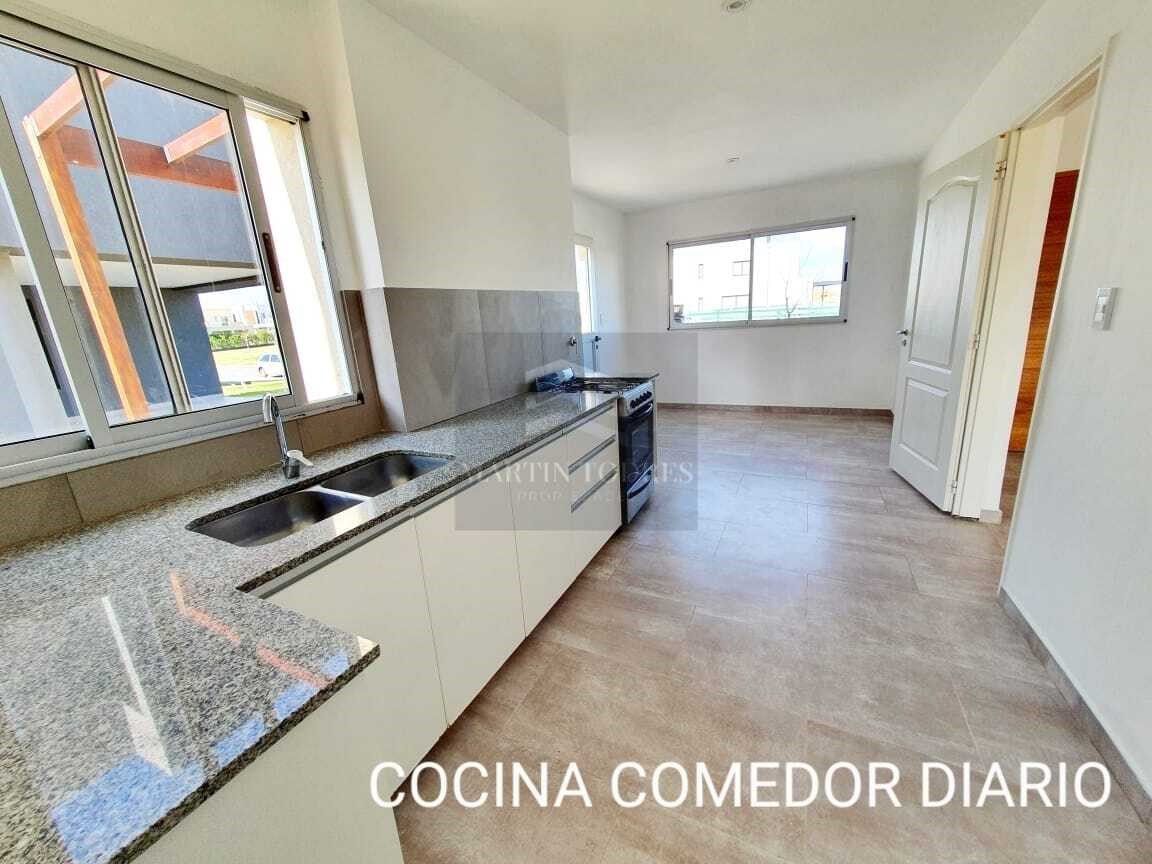 Casa  en Alquiler en Araucarias, Puertos, Escobar — foto 2
