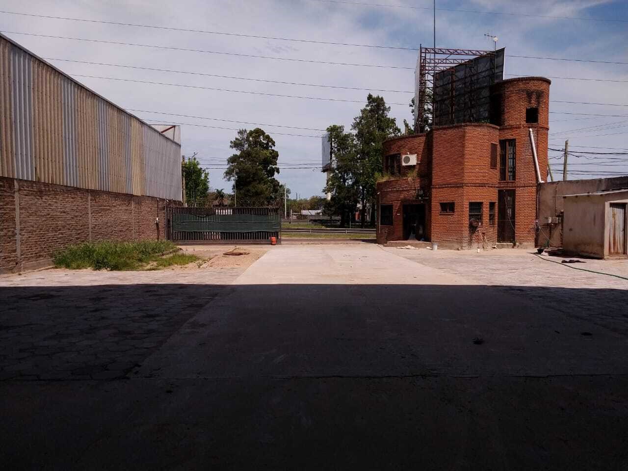 Local  en Alquiler en Ricardo Rojas, Tigre, G.B.A. Zona Norte — foto 4