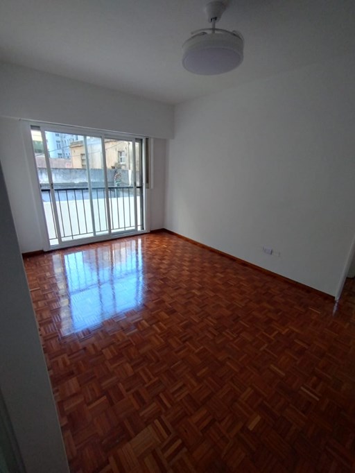 Maipu Av 300 - Microcentro