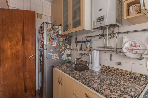 Avda. Hipólito Yrigoyen 4283 - foto 12