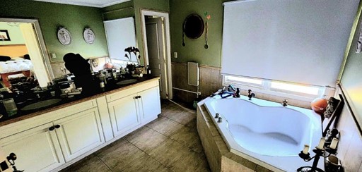 2477518750154030159896609965839209125368027536121428721838957059062592150039.jpg
